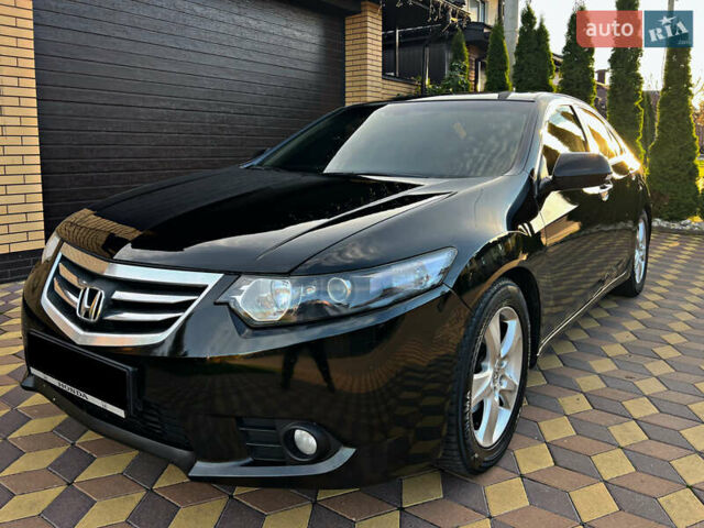 Черный Хонда Аккорд, объемом двигателя 2 л и пробегом 195 тыс. км за 10900 $, фото 9 на Automoto.ua