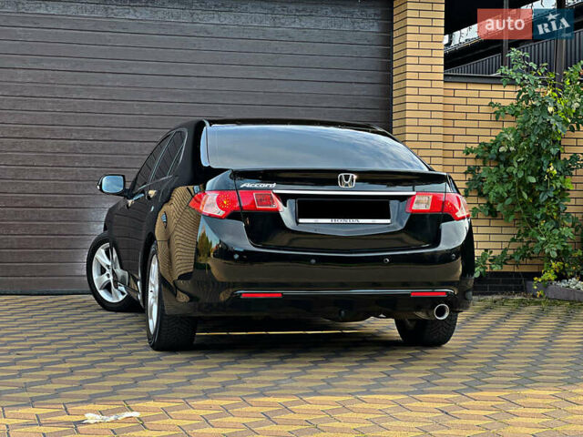Черный Хонда Аккорд, объемом двигателя 2 л и пробегом 195 тыс. км за 10900 $, фото 57 на Automoto.ua