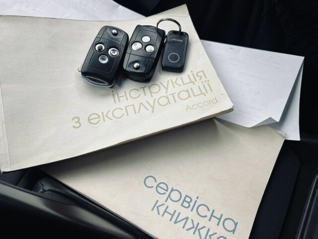 Черный Хонда Аккорд, объемом двигателя 2 л и пробегом 193 тыс. км за 11750 $, фото 14 на Automoto.ua