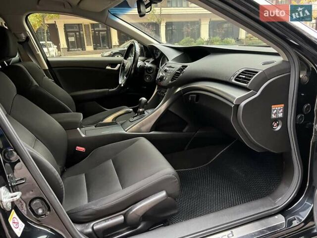 Чорний Хонда Аккорд, об'ємом двигуна 2 л та пробігом 196 тис. км за 11750 $, фото 55 на Automoto.ua