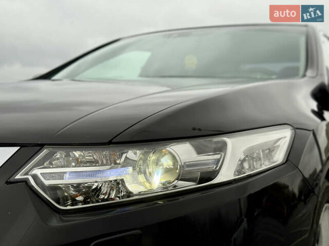 Чорний Хонда Аккорд, об'ємом двигуна 2.4 л та пробігом 177 тис. км за 10699 $, фото 4 на Automoto.ua