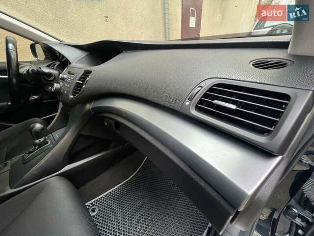 Черный Хонда Аккорд, объемом двигателя 2 л и пробегом 195 тыс. км за 10900 $, фото 40 на Automoto.ua