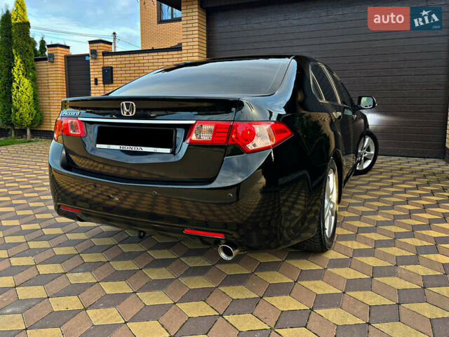Черный Хонда Аккорд, объемом двигателя 2 л и пробегом 195 тыс. км за 10900 $, фото 60 на Automoto.ua
