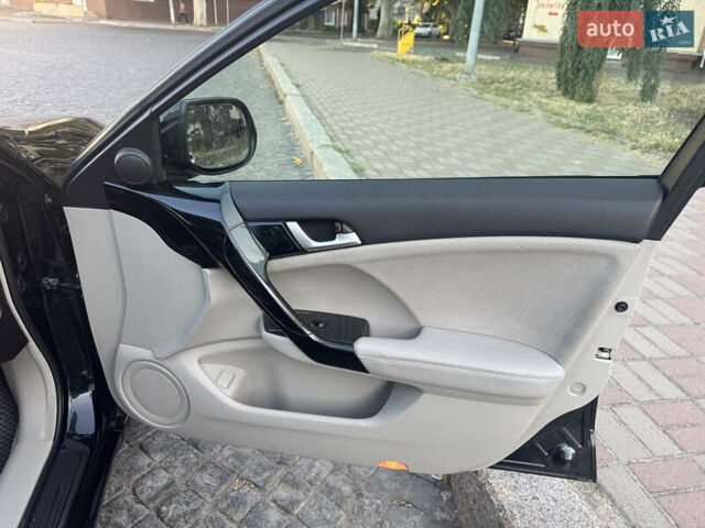 Чорний Хонда Аккорд, об'ємом двигуна 2 л та пробігом 191 тис. км за 10700 $, фото 50 на Automoto.ua