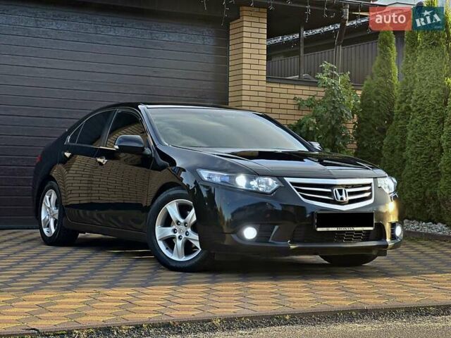 Черный Хонда Аккорд, объемом двигателя 2 л и пробегом 195 тыс. км за 10900 $, фото 2 на Automoto.ua