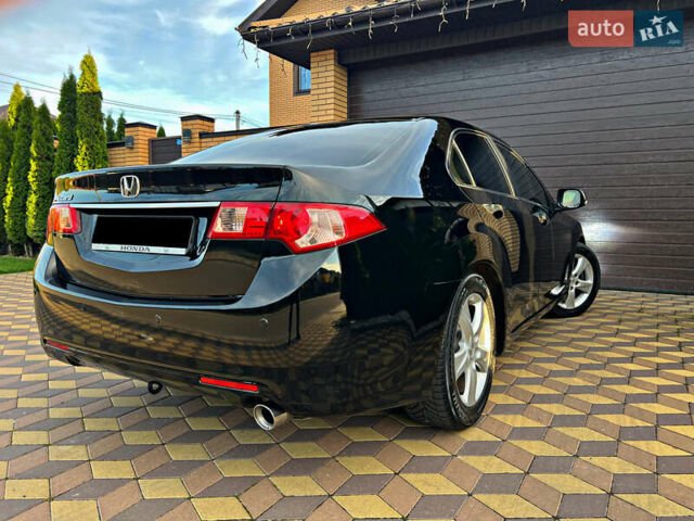 Черный Хонда Аккорд, объемом двигателя 2 л и пробегом 195 тыс. км за 10900 $, фото 13 на Automoto.ua
