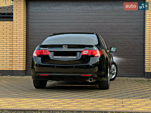 Черный Хонда Аккорд, объемом двигателя 2 л и пробегом 195 тыс. км за 10900 $, фото 59 на Automoto.ua