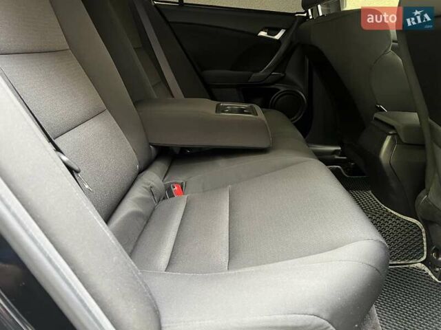 Черный Хонда Аккорд, объемом двигателя 2 л и пробегом 195 тыс. км за 10900 $, фото 33 на Automoto.ua