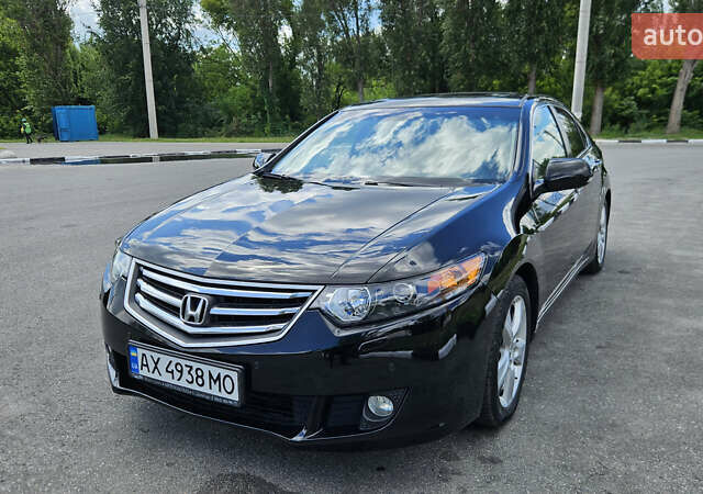 Чорний Хонда Аккорд, об'ємом двигуна 2 л та пробігом 250 тис. км за 10900 $, фото 9 на Automoto.ua