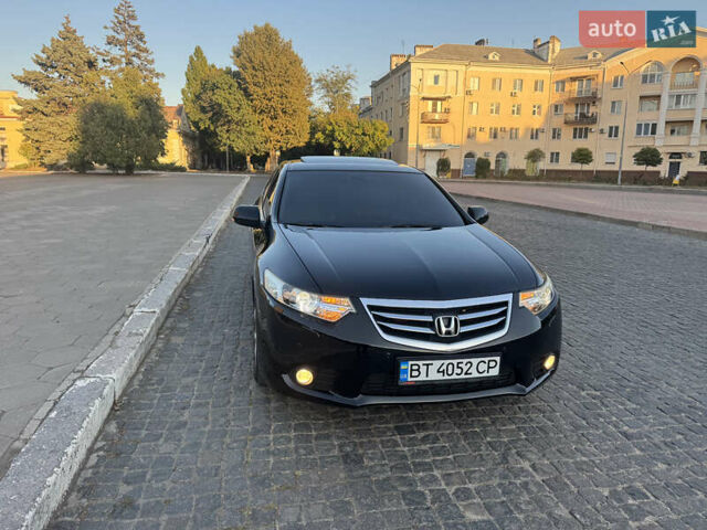 Чорний Хонда Аккорд, об'ємом двигуна 2 л та пробігом 191 тис. км за 10700 $, фото 4 на Automoto.ua