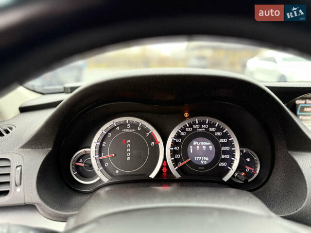 Чорний Хонда Аккорд, об'ємом двигуна 2.4 л та пробігом 177 тис. км за 10699 $, фото 17 на Automoto.ua