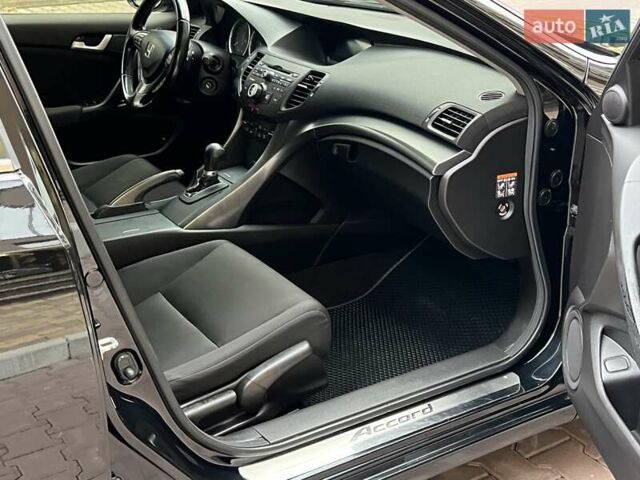Чорний Хонда Аккорд, об'ємом двигуна 2 л та пробігом 196 тис. км за 11750 $, фото 53 на Automoto.ua