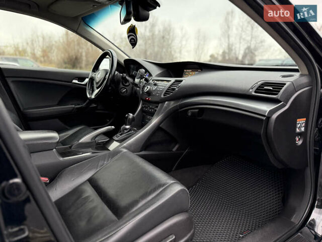 Черный Хонда Аккорд, объемом двигателя 2.4 л и пробегом 177 тыс. км за 10499 $, фото 19 на Automoto.ua