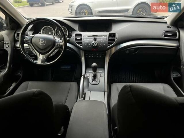 Чорний Хонда Аккорд, об'ємом двигуна 2 л та пробігом 196 тис. км за 11750 $, фото 48 на Automoto.ua
