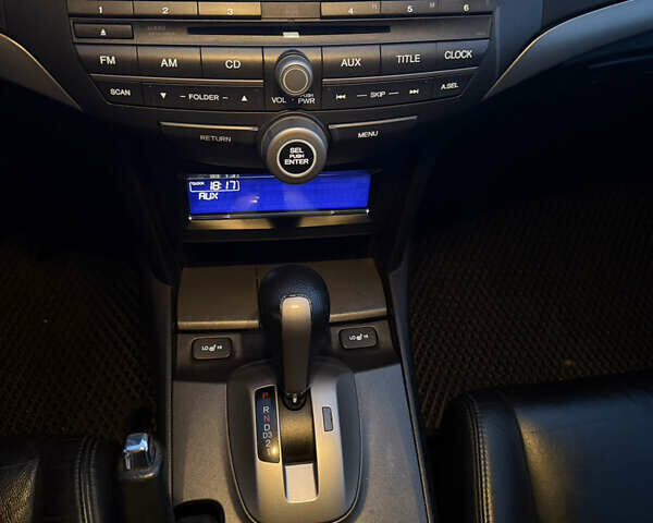 Хонда Аккорд 2012 в Одессе на Automoto.ua Черный Хонда Аккорд, объемом двигателя 2.4 л и пробегом 144 тыс. км за 9800 $, фото 18 на Automoto.ua