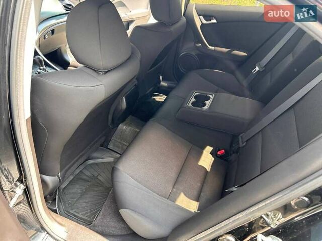 Черный Хонда Аккорд, объемом двигателя 2 л и пробегом 144 тыс. км за 9500 $, фото 20 на Automoto.ua