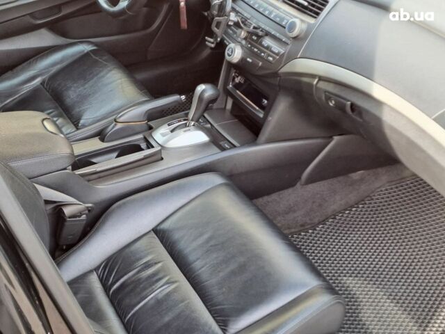 Чорний Хонда Аккорд, об'ємом двигуна 2.4 л та пробігом 145 тис. км за 10190 $, фото 5 на Automoto.ua