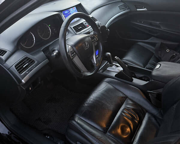 Хонда Аккорд 2012 в Одессе на Automoto.ua Черный Хонда Аккорд, объемом двигателя 2.4 л и пробегом 144 тыс. км за 9800 $, фото 9 на Automoto.ua