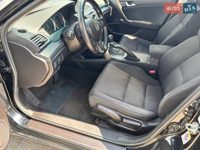 Черный Хонда Аккорд, объемом двигателя 2 л и пробегом 144 тыс. км за 9500 $, фото 8 на Automoto.ua