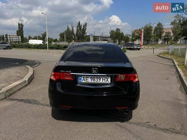 Черный Хонда Аккорд, объемом двигателя 2 л и пробегом 144 тыс. км за 9500 $, фото 3 на Automoto.ua