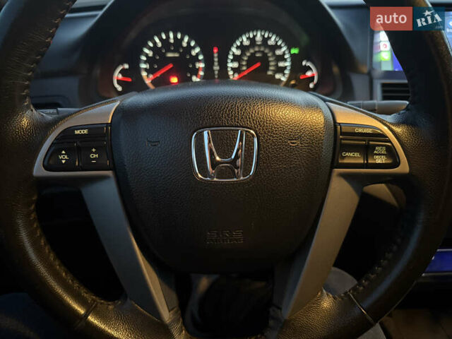 Хонда Аккорд 2012 в Одессе на Automoto.ua Черный Хонда Аккорд, объемом двигателя 2.4 л и пробегом 144 тыс. км за 9800 $, фото 19 на Automoto.ua