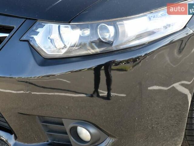 Черный Хонда Аккорд, объемом двигателя 2 л и пробегом 250 тыс. км за 8999 $, фото 16 на Automoto.ua