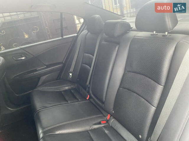 Хонда Аккорд 2012 в Киеве на Automoto.ua Черный Хонда Аккорд, объемом двигателя 2.4 л и пробегом 120 тыс. км за 12700 $, фото 13 на Automoto.ua