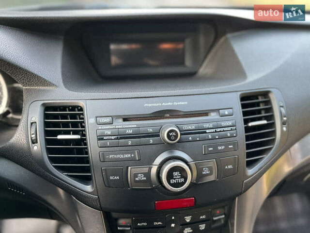 Черный Хонда Аккорд, объемом двигателя 2 л и пробегом 137 тыс. км за 11750 $, фото 36 на Automoto.ua