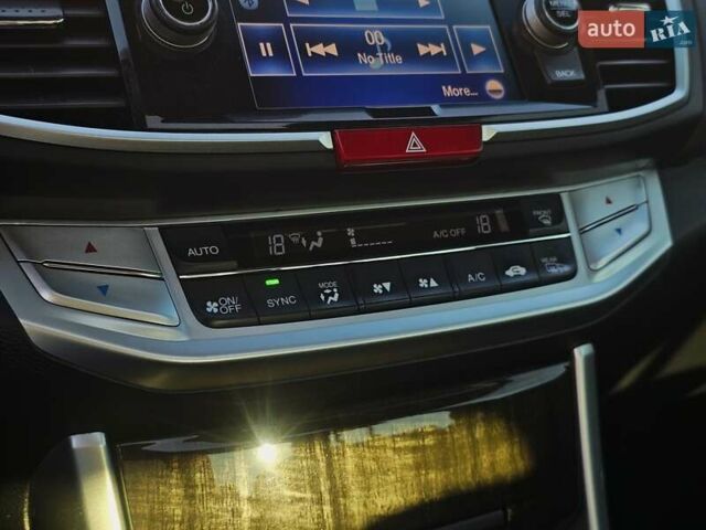 Черный Хонда Аккорд, объемом двигателя 3.5 л и пробегом 199 тыс. км за 14900 $, фото 35 на Automoto.ua