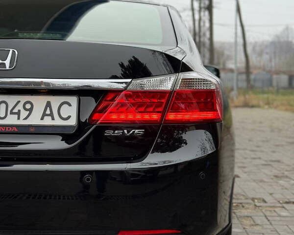 Черный Хонда Аккорд, объемом двигателя 3.5 л и пробегом 85 тыс. км за 16999 $, фото 12 на Automoto.ua