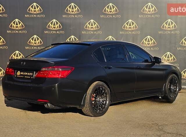 Черный Хонда Аккорд, объемом двигателя 3.5 л и пробегом 199 тыс. км за 14900 $, фото 5 на Automoto.ua