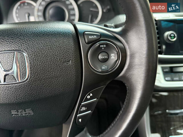 Черный Хонда Аккорд, объемом двигателя 3.5 л и пробегом 85 тыс. км за 16999 $, фото 34 на Automoto.ua