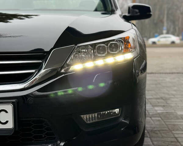 Черный Хонда Аккорд, объемом двигателя 3.5 л и пробегом 85 тыс. км за 16999 $, фото 5 на Automoto.ua