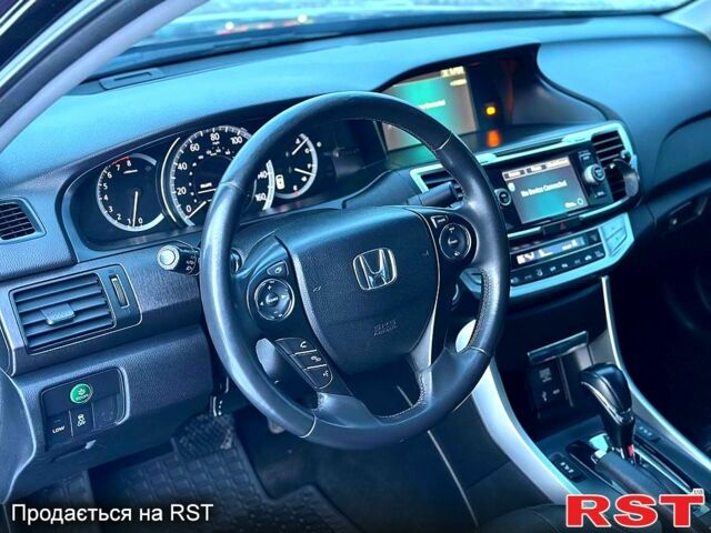 Черный Хонда Аккорд, объемом двигателя 2.4 л и пробегом 188 тыс. км за 12999 $, фото 2 на Automoto.ua