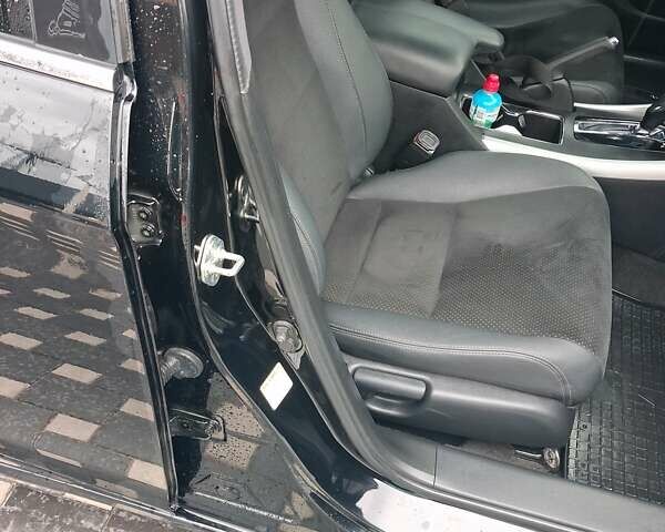 Черный Хонда Аккорд, объемом двигателя 2.36 л и пробегом 197 тыс. км за 12700 $, фото 20 на Automoto.ua