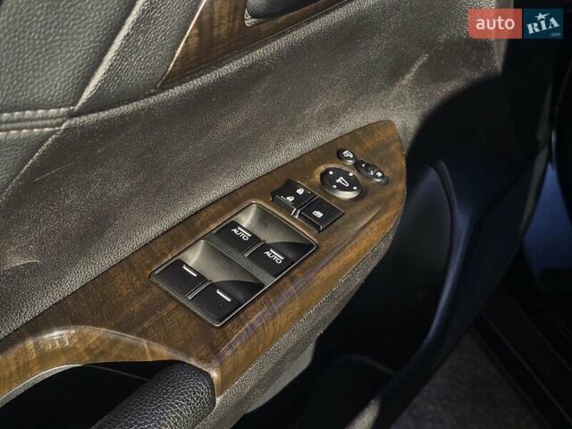 Черный Хонда Аккорд, объемом двигателя 3.5 л и пробегом 199 тыс. км за 14900 $, фото 22 на Automoto.ua