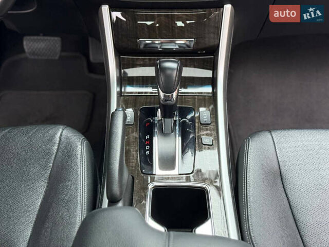 Черный Хонда Аккорд, объемом двигателя 3.5 л и пробегом 85 тыс. км за 16999 $, фото 26 на Automoto.ua