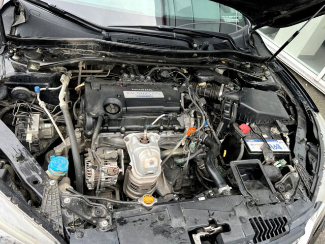 Черный Хонда Аккорд, объемом двигателя 2 л и пробегом 130 тыс. км за 13800 $, фото 70 на Automoto.ua