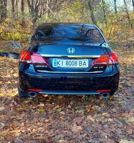 Черный Хонда Аккорд, объемом двигателя 3.5 л и пробегом 250 тыс. км за 11500 $, фото 2 на Automoto.ua