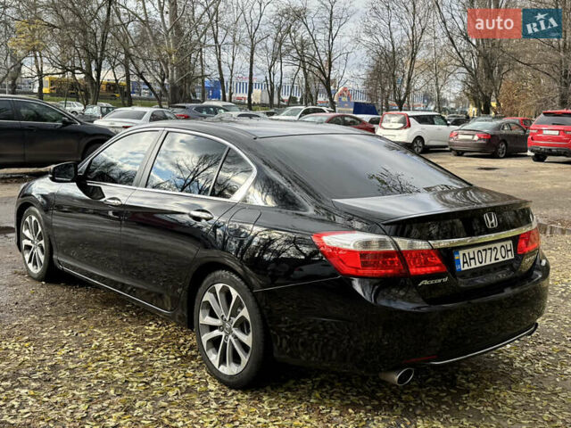 Черный Хонда Аккорд, объемом двигателя 2.36 л и пробегом 221 тыс. км за 11600 $, фото 2 на Automoto.ua