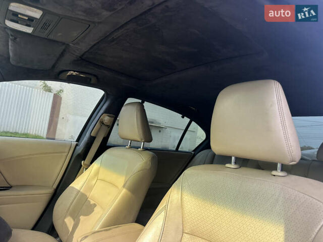 Черный Хонда Аккорд, объемом двигателя 3.47 л и пробегом 182 тыс. км за 12500 $, фото 20 на Automoto.ua