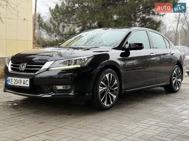 Черный Хонда Аккорд, объемом двигателя 3.5 л и пробегом 85 тыс. км за 16999 $, фото 1 на Automoto.ua