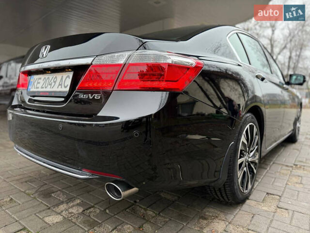 Черный Хонда Аккорд, объемом двигателя 3.5 л и пробегом 85 тыс. км за 16999 $, фото 10 на Automoto.ua