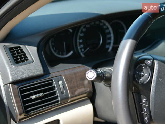 Черный Хонда Аккорд, объемом двигателя 3.47 л и пробегом 125 тыс. км за 15500 $, фото 23 на Automoto.ua