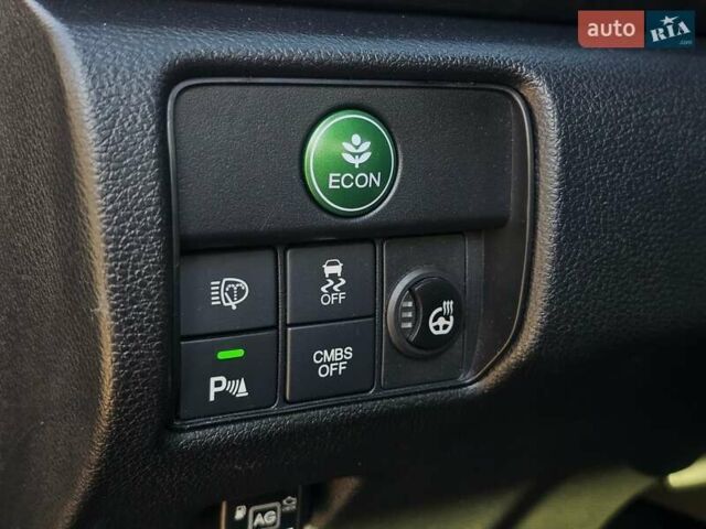 Черный Хонда Аккорд, объемом двигателя 3.5 л и пробегом 199 тыс. км за 14900 $, фото 24 на Automoto.ua