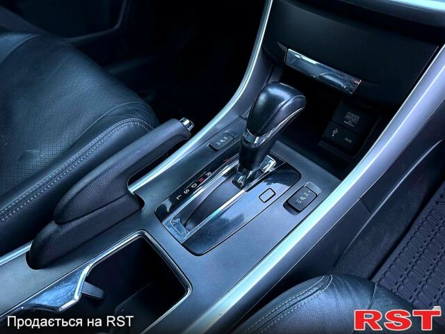 Черный Хонда Аккорд, объемом двигателя 2.4 л и пробегом 188 тыс. км за 12999 $, фото 7 на Automoto.ua