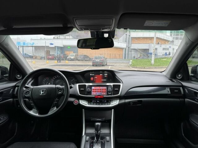 Черный Хонда Аккорд, объемом двигателя 2.4 л и пробегом 222 тыс. км за 10900 $, фото 16 на Automoto.ua