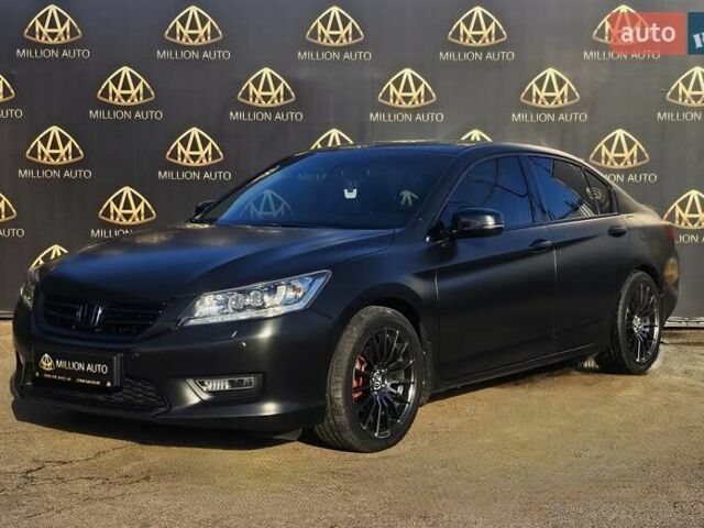 Черный Хонда Аккорд, объемом двигателя 3.5 л и пробегом 199 тыс. км за 14900 $, фото 2 на Automoto.ua