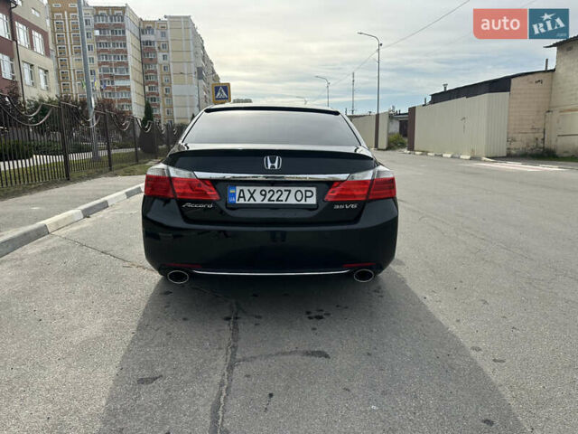 Черный Хонда Аккорд, объемом двигателя 3.47 л и пробегом 182 тыс. км за 11750 $, фото 5 на Automoto.ua