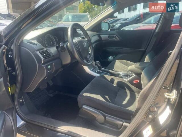 Черный Хонда Аккорд, объемом двигателя 2.4 л и пробегом 87 тыс. км за 13499 $, фото 29 на Automoto.ua